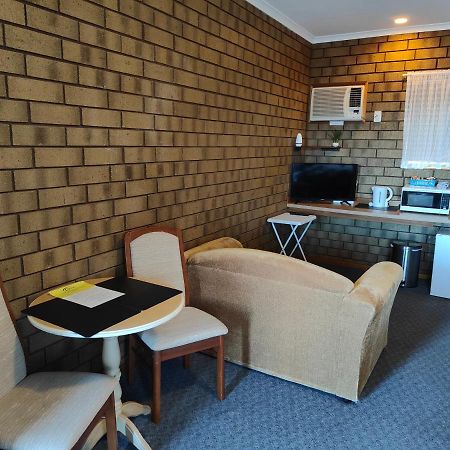 Airport Whyalla Motel Exteriör bild