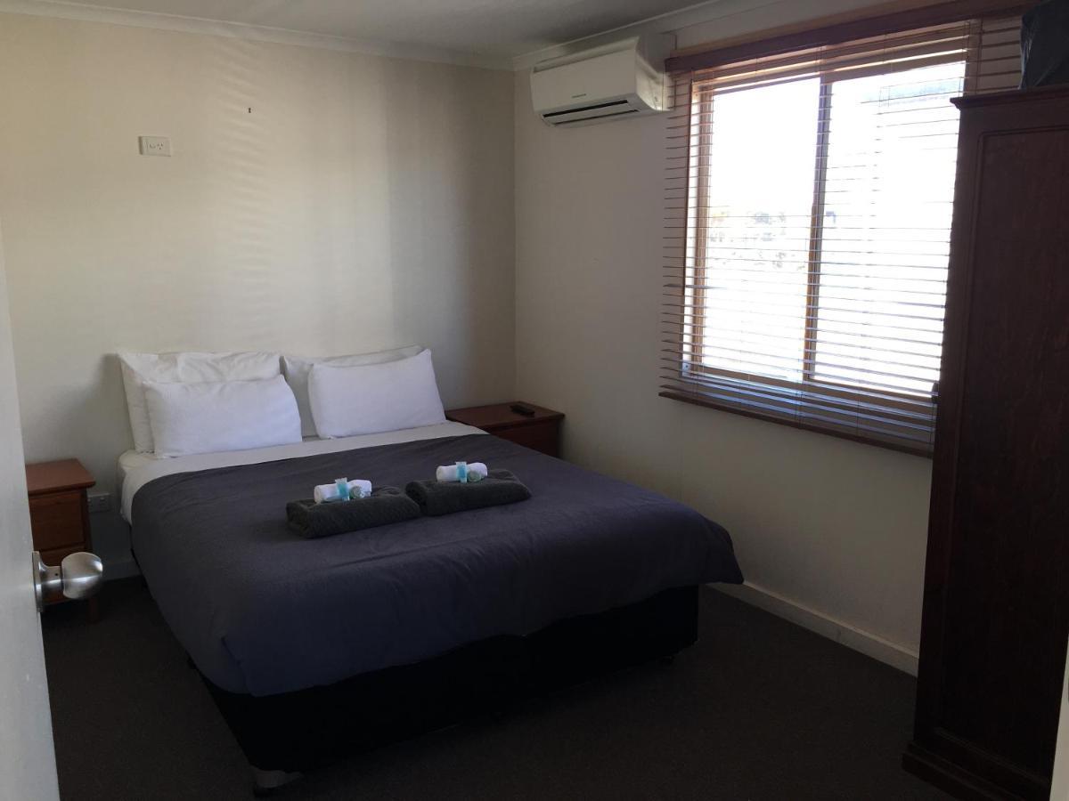 Airport Whyalla Motel Exteriör bild